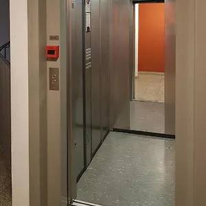 Nido Stazione Ii , Bérgamo Italia